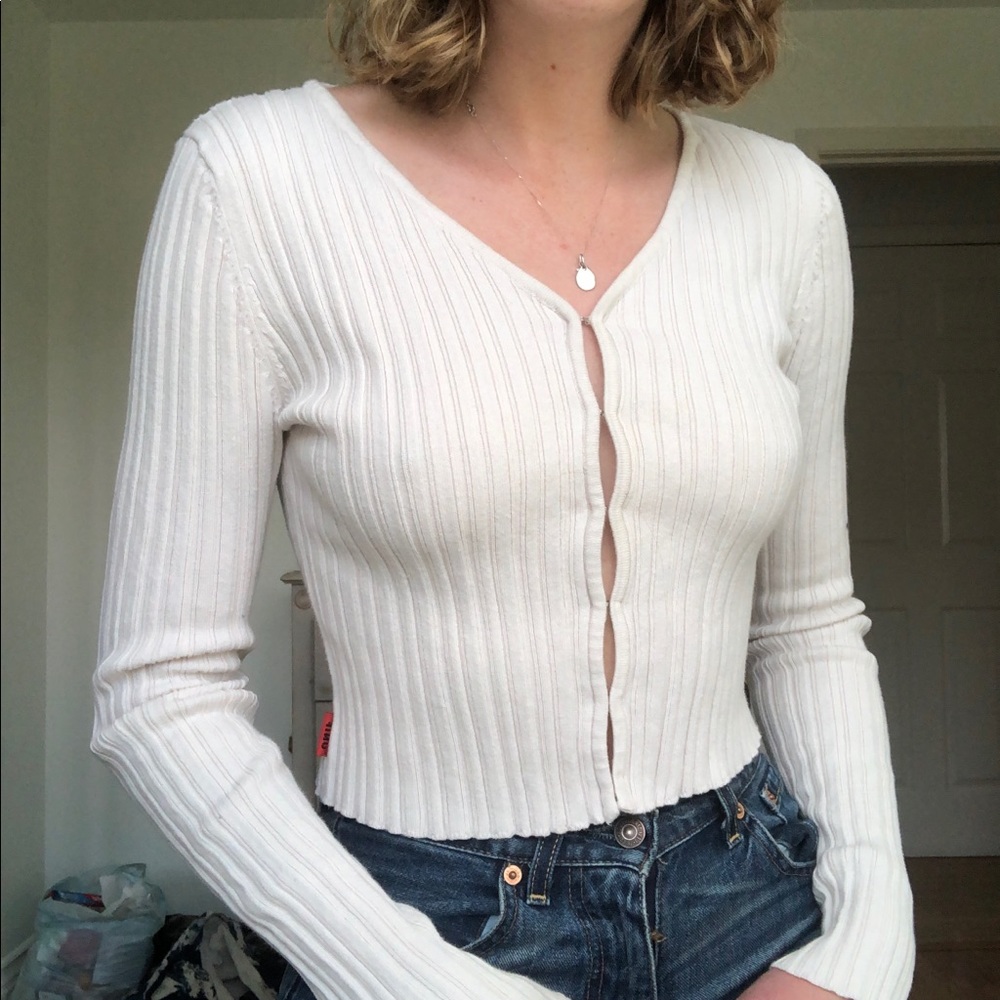 UNIF white cream ribbed knit longsleeve cardigan hook eye cardigan top size M